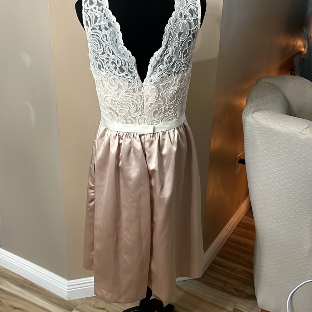 New After Six Satin and Lace Cocktail Pocket Dress size 12 but fits like an 8 - Picture 4 of 6